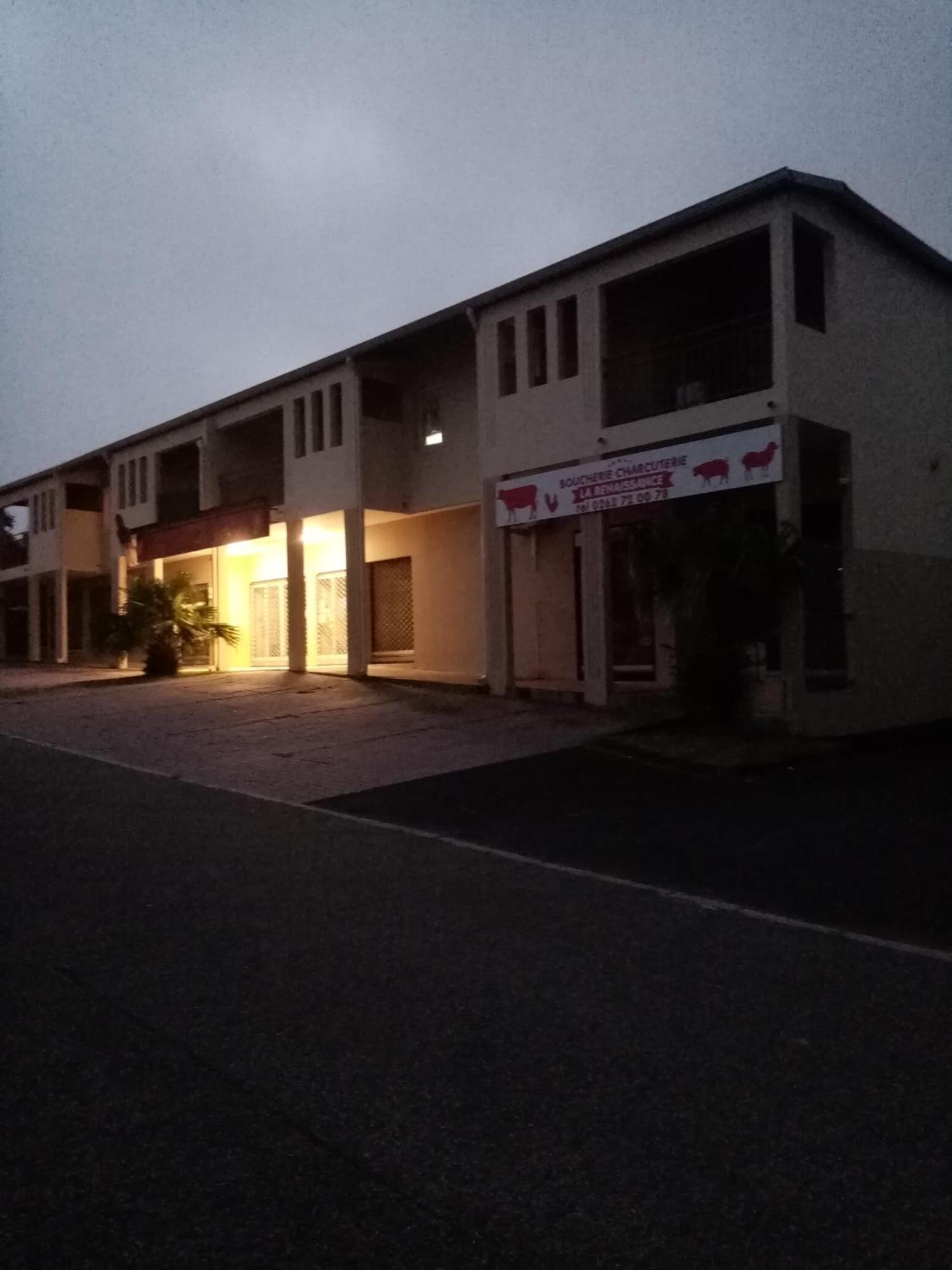 Too La Plaine des Palmistes Exterior photo